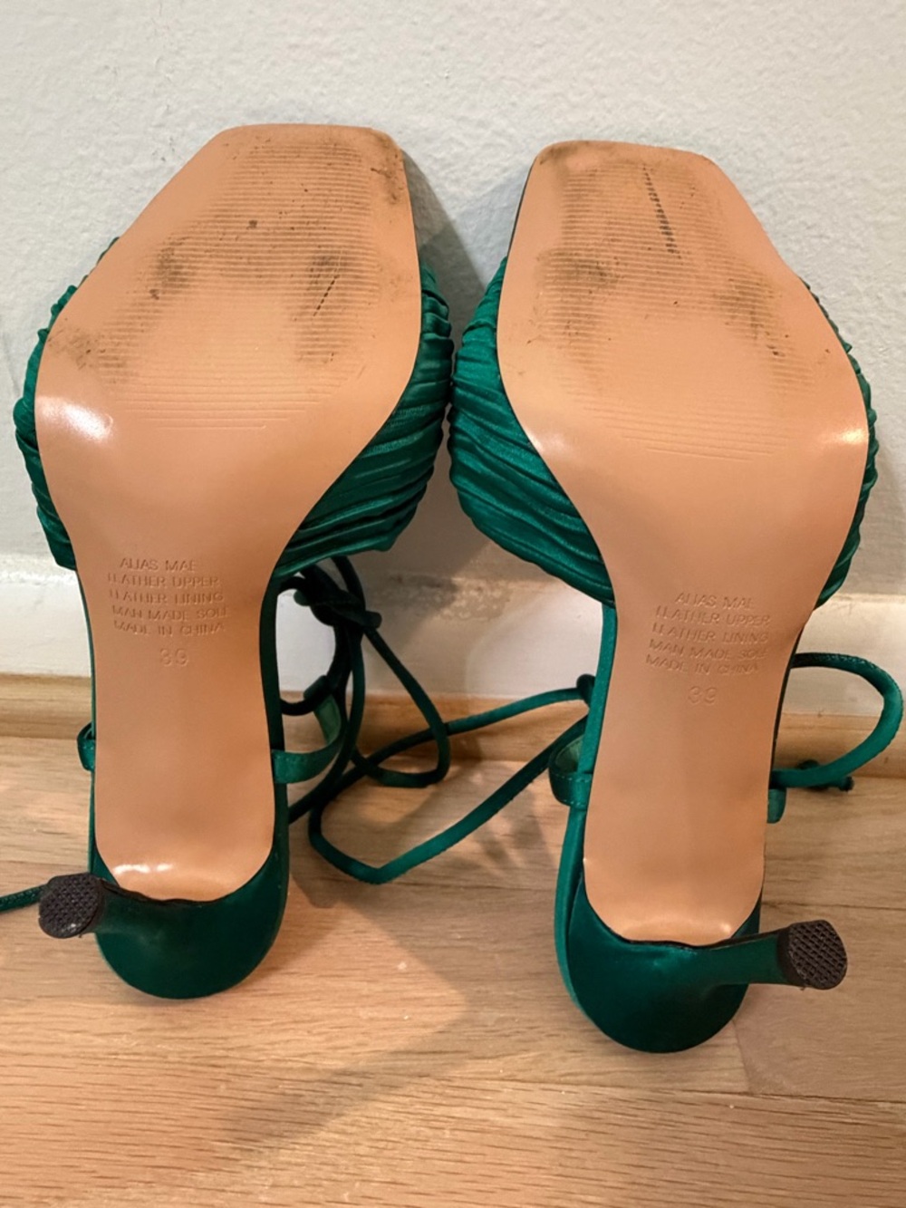 Alias Mae Emerald Green Ruched Knot Lace-Up Stiletto Heels EU 39 - Picture 4 of 4